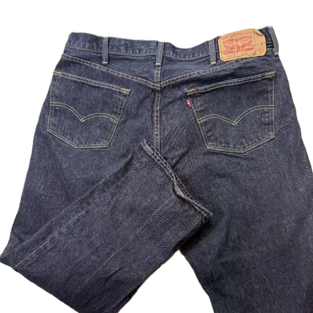 Levi’s 501 Men’s Jeans 42x30 – Dark Wash Denim – Original Button Fly – Classic